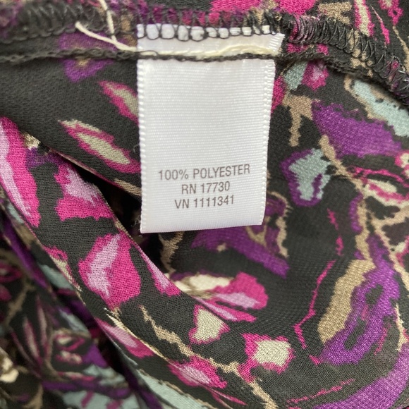 Purple Floral Mandala-Like Blouse - Picture 7 of 8